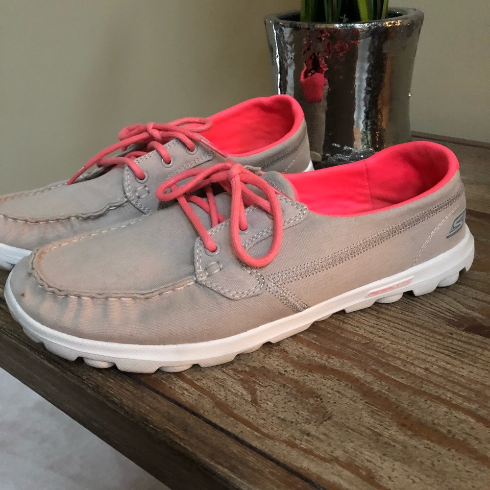 Sketchers On The Go